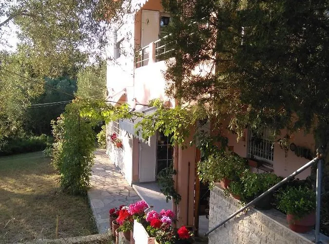 Possidi Family House Kalandra