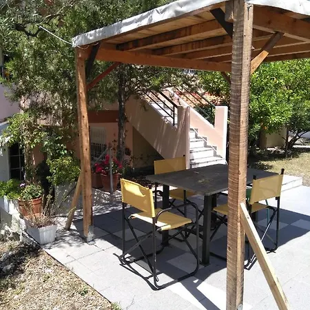 Possidi Family House With Parking, Garden And Ac Kalandra