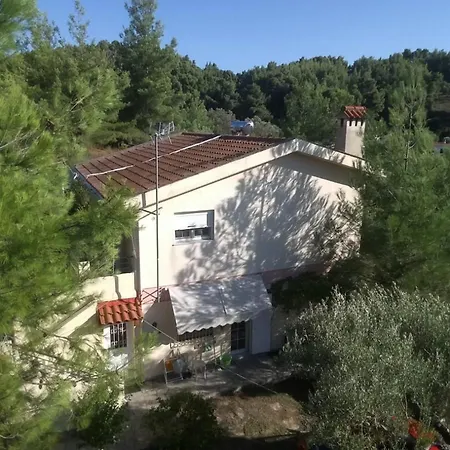 Possidi Family House With Parking, Garden And Ac Holiday home *