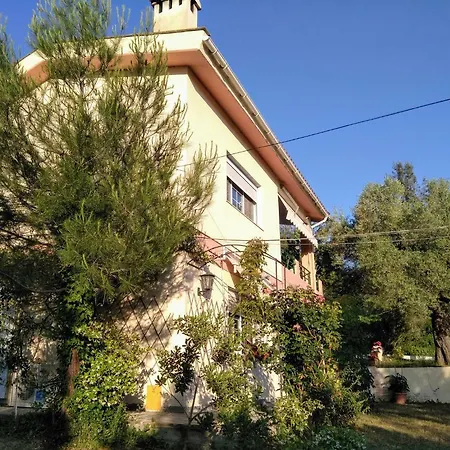 Holiday home Possidi Family House With Parking, Garden And Ac Kalandra